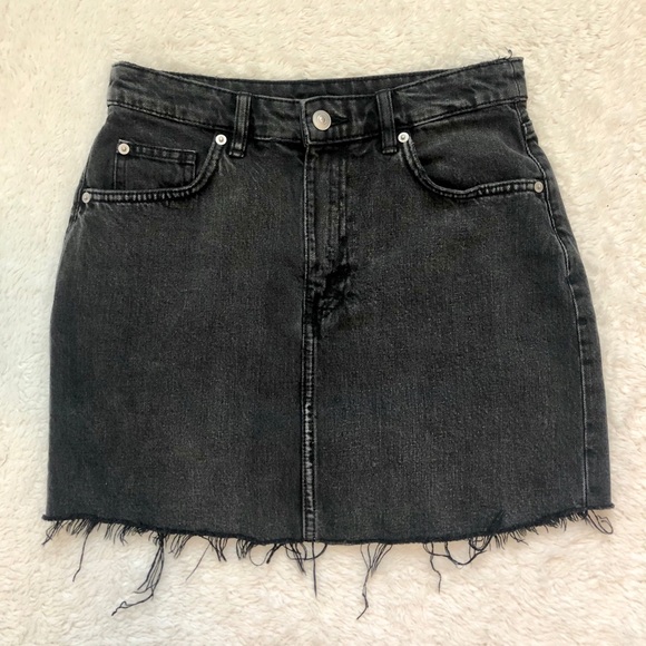Black Denim Cutoff Jean Skirt! - Picture 2 of 4